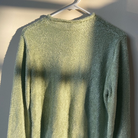 Fuzzy Green Sweater 🌱 - Picture 5 of 6